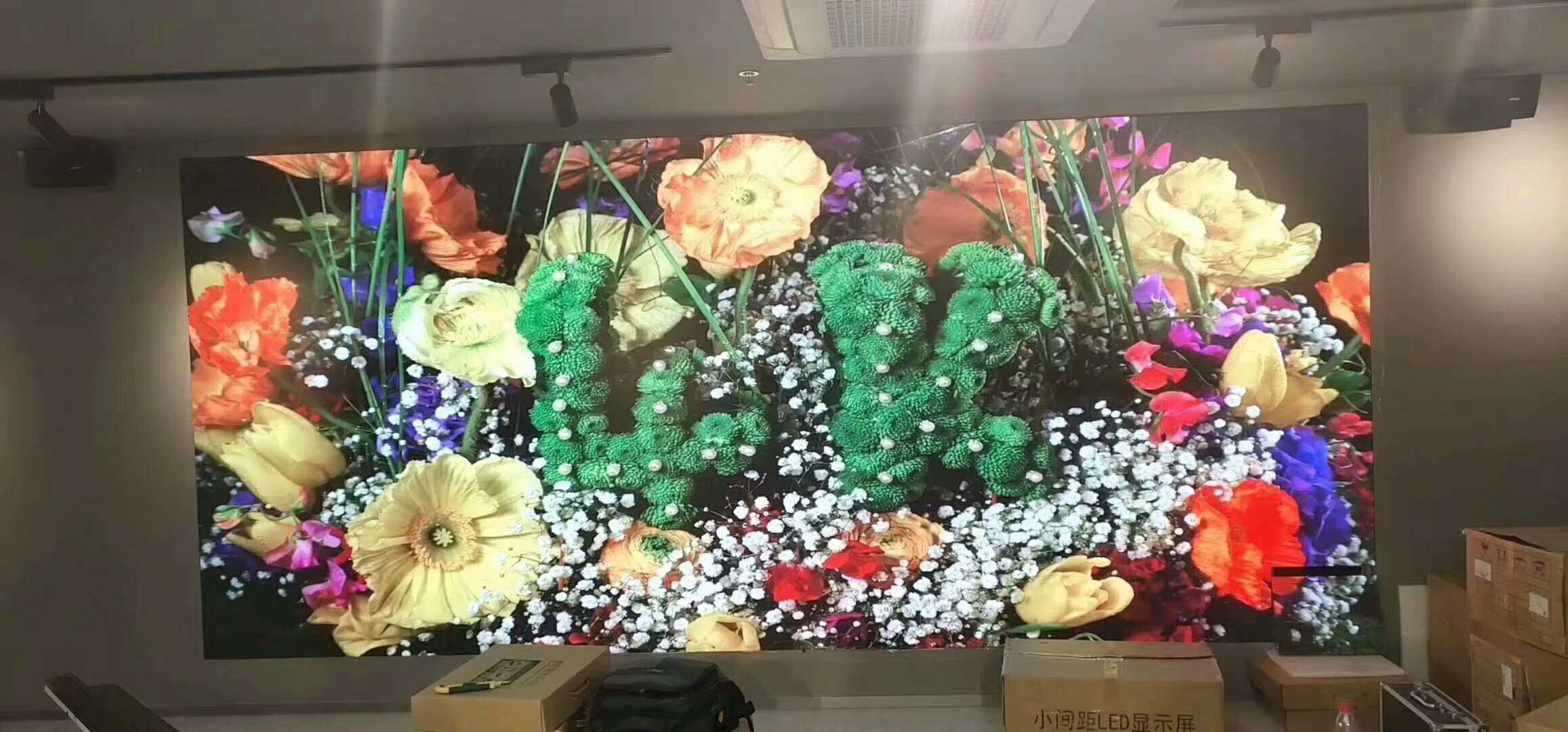 山東檢疫局p1.667室內小間距LED電子屏幕安裝完畢