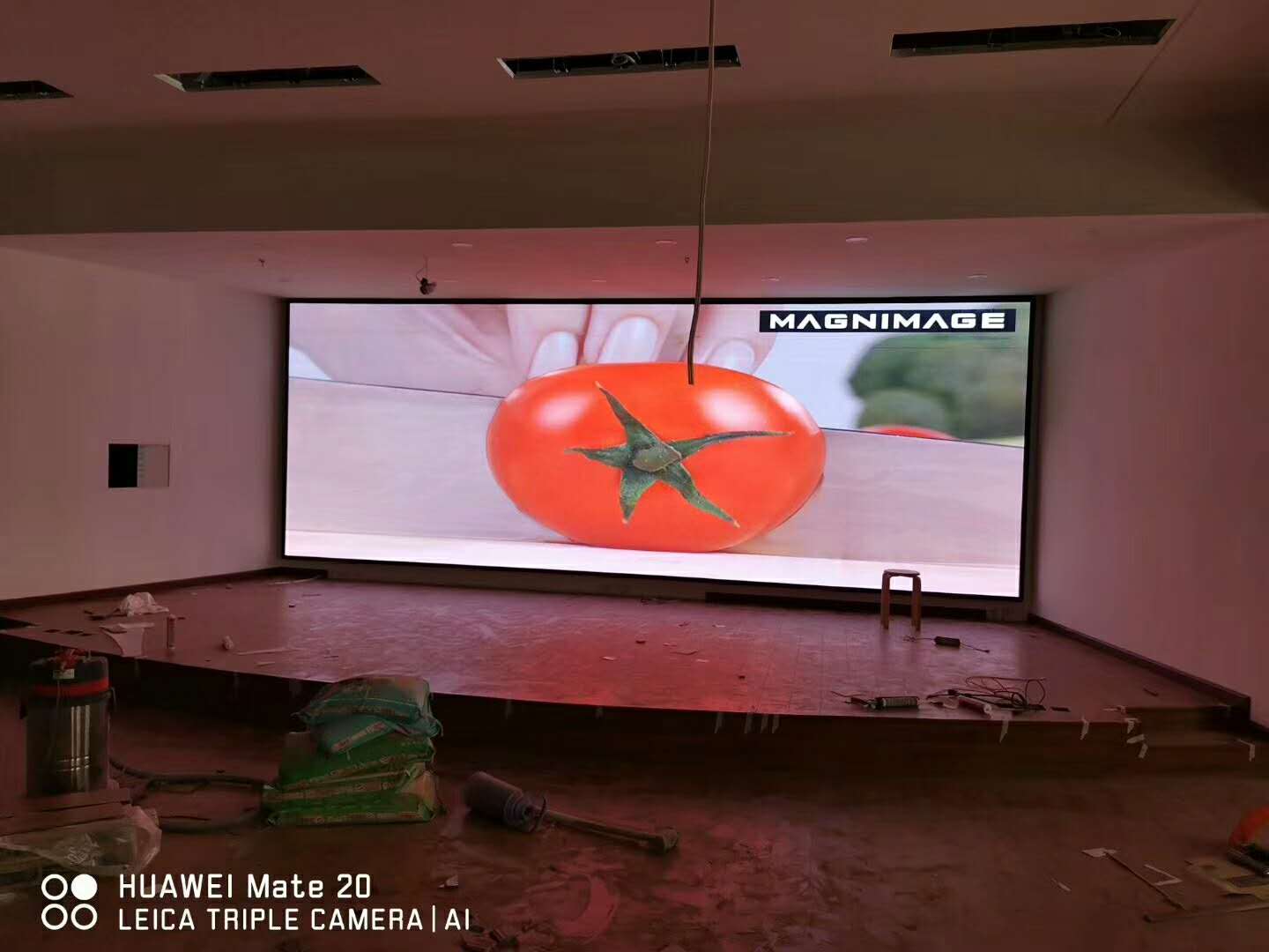 青島火車站室內p3全彩LED電子屏幕（18平方）